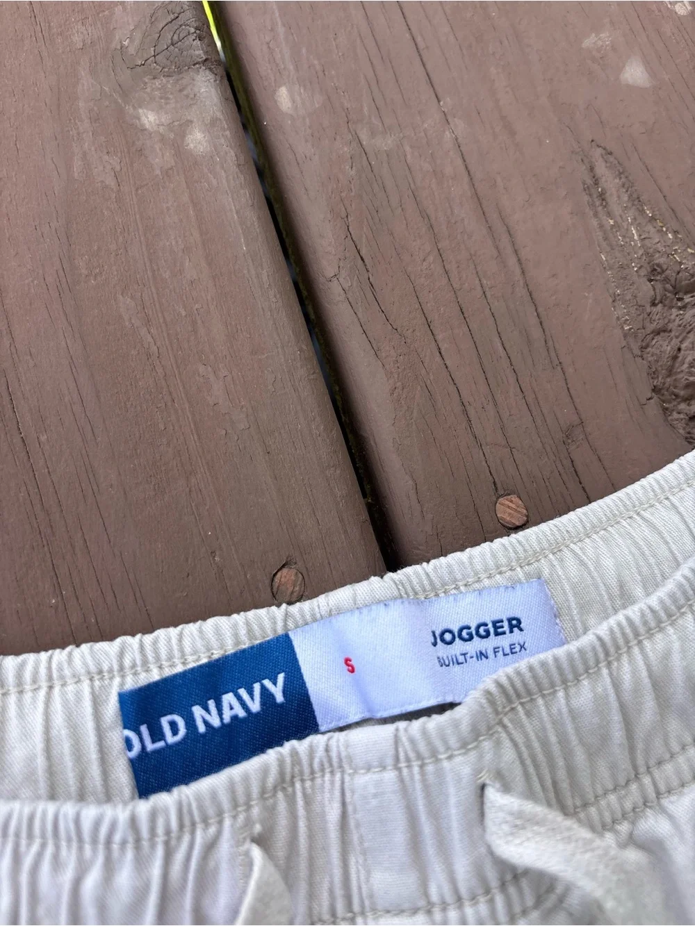 Old Navy Mens Small Khaki Jogger Shorts